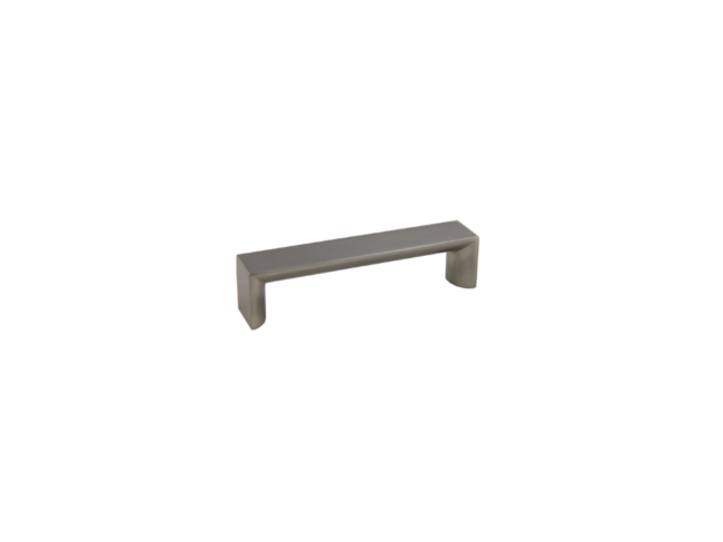 SATIN NICKEL    Flat Metal Pull    Overall Length: 5-1/2"    Center to Center: 128 mm